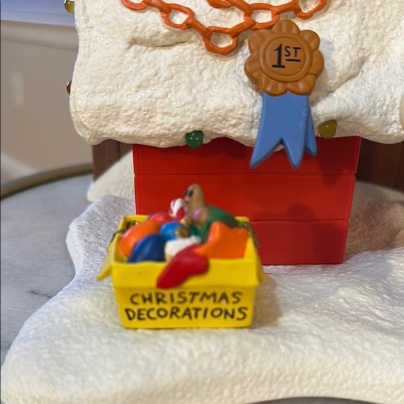 Snoopy and His 1st Prize contest Charlie Brown Christmas - Picture 2 of 16